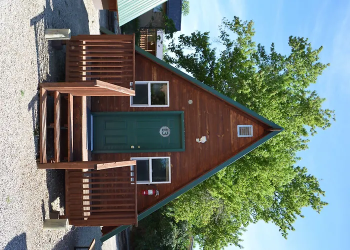Motel The 4*