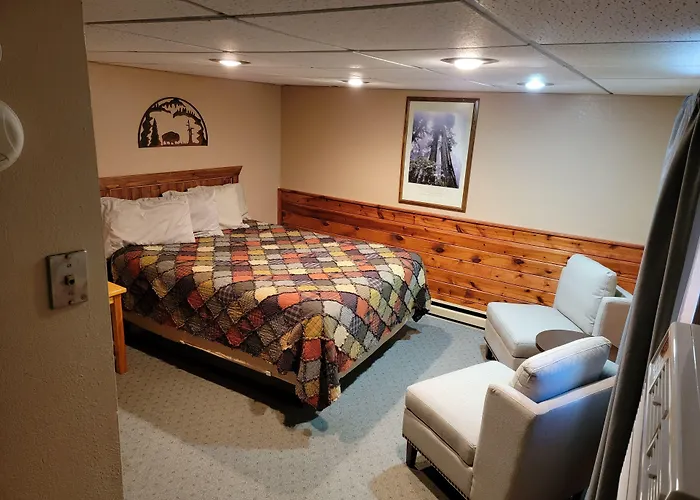 Motel The 4*